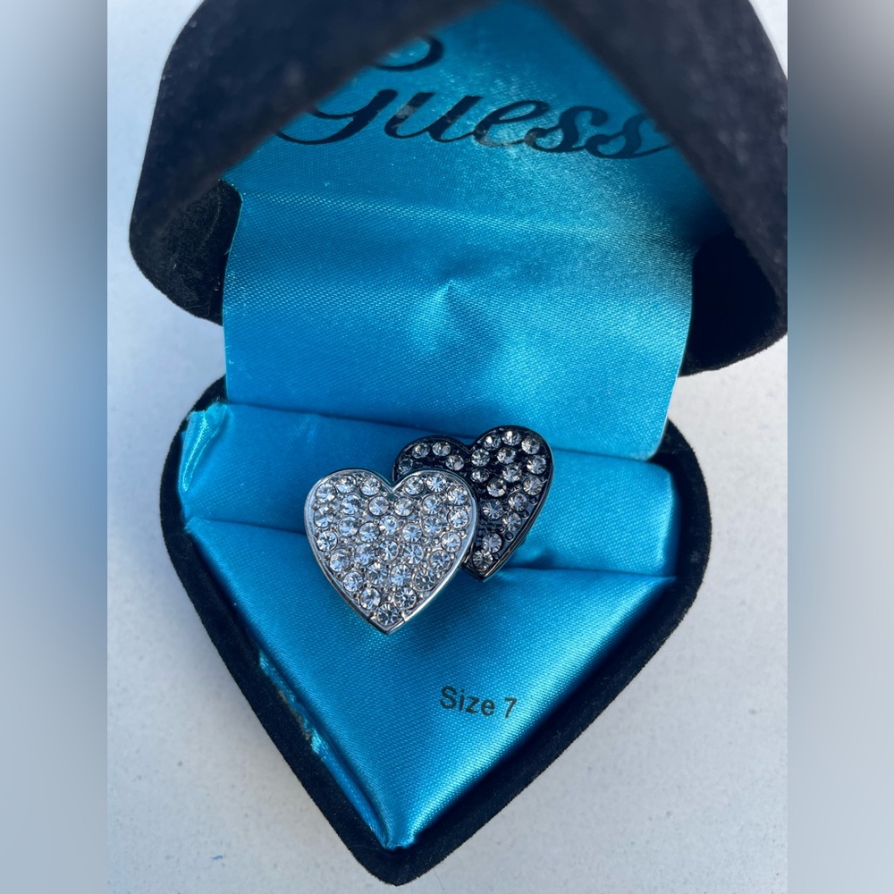 Guess Silver and Black size 7 Heart Ring Set